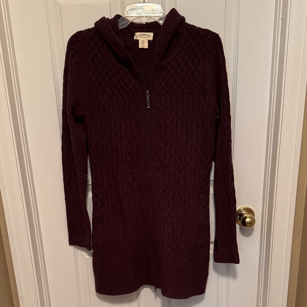 Cambridge Dry Goods Women's Burgundy Knit Cardigan